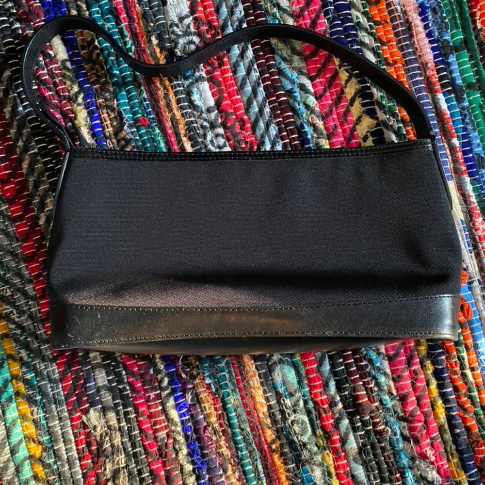 ann taylor small baguette bag